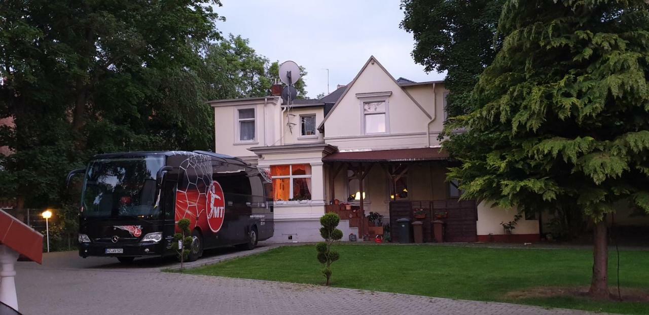 Hotel Medaillon Magdeburg Luaran gambar